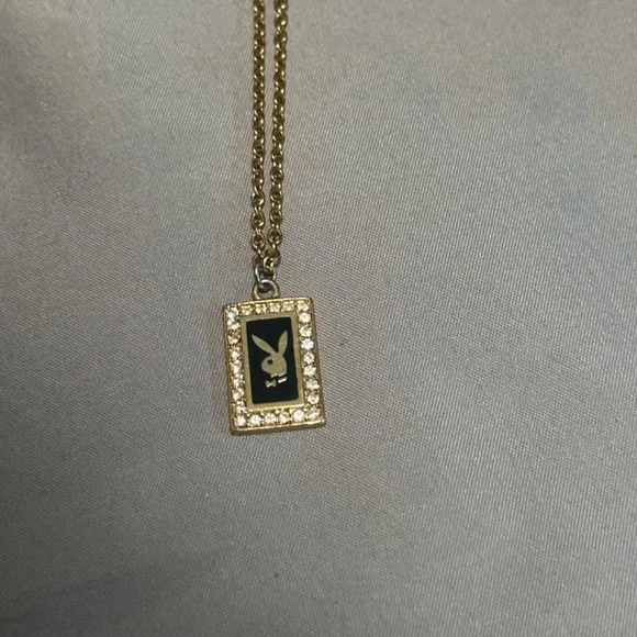 playboy - Picture 2 of 2